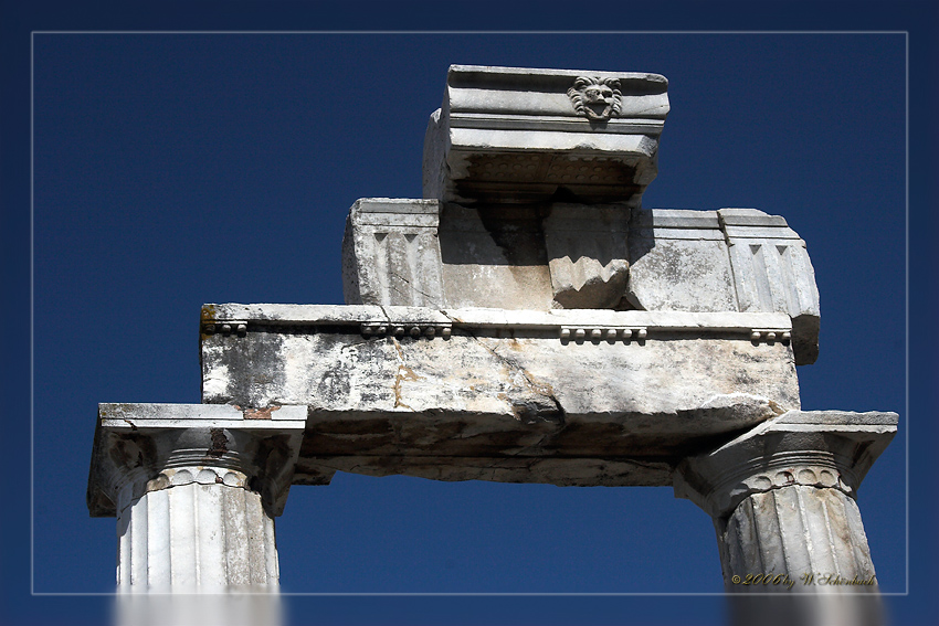 S�ulenreste, mitten in Kos-Stadt