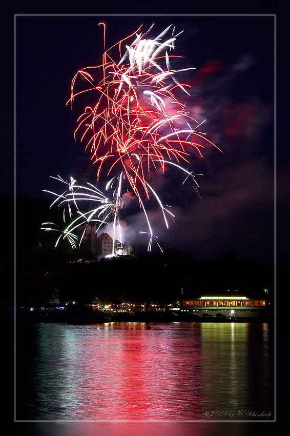 Der gro�e Knall, Feuerwerk am Rhein